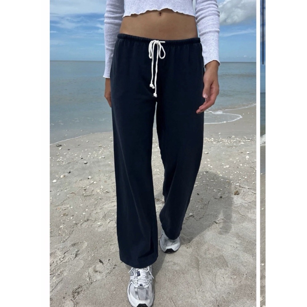 NWT Brandy Melville Navy Blue Anastasia Sweatpants